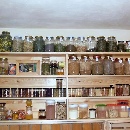 Farm stay Kmetija Nasraj Idrija