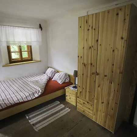 Farm stay Kmetija Nasraj Idrija